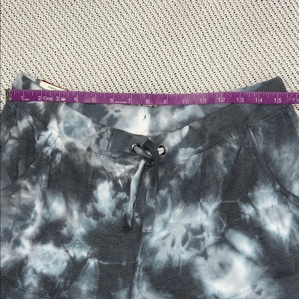 GreenTea Women's Gray and White Tie-Dye Joggers - Picture 7 of 10